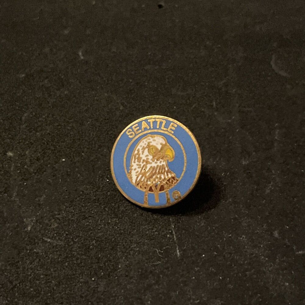 McDonald’s Seattle Washington Bald Eagle Employee Lapel Hat Pin